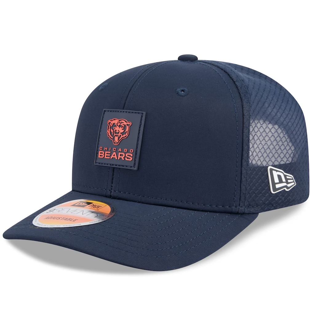 Chicago Bears New Era 2025 Sideline 9SEVENTY Trucker Adjustable Hat - Navy