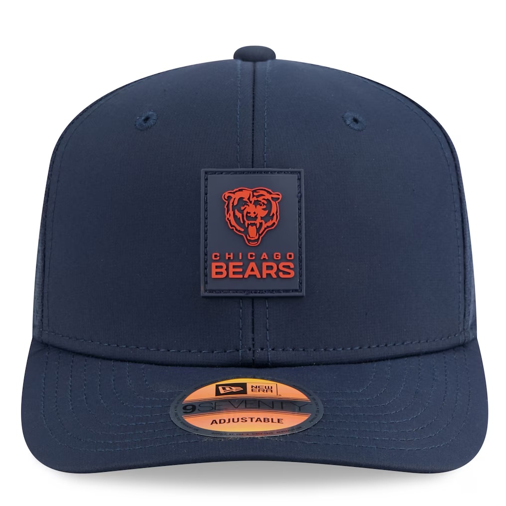 Chicago Bears New Era 2025 Sideline 9SEVENTY Trucker Adjustable Hat - Navy