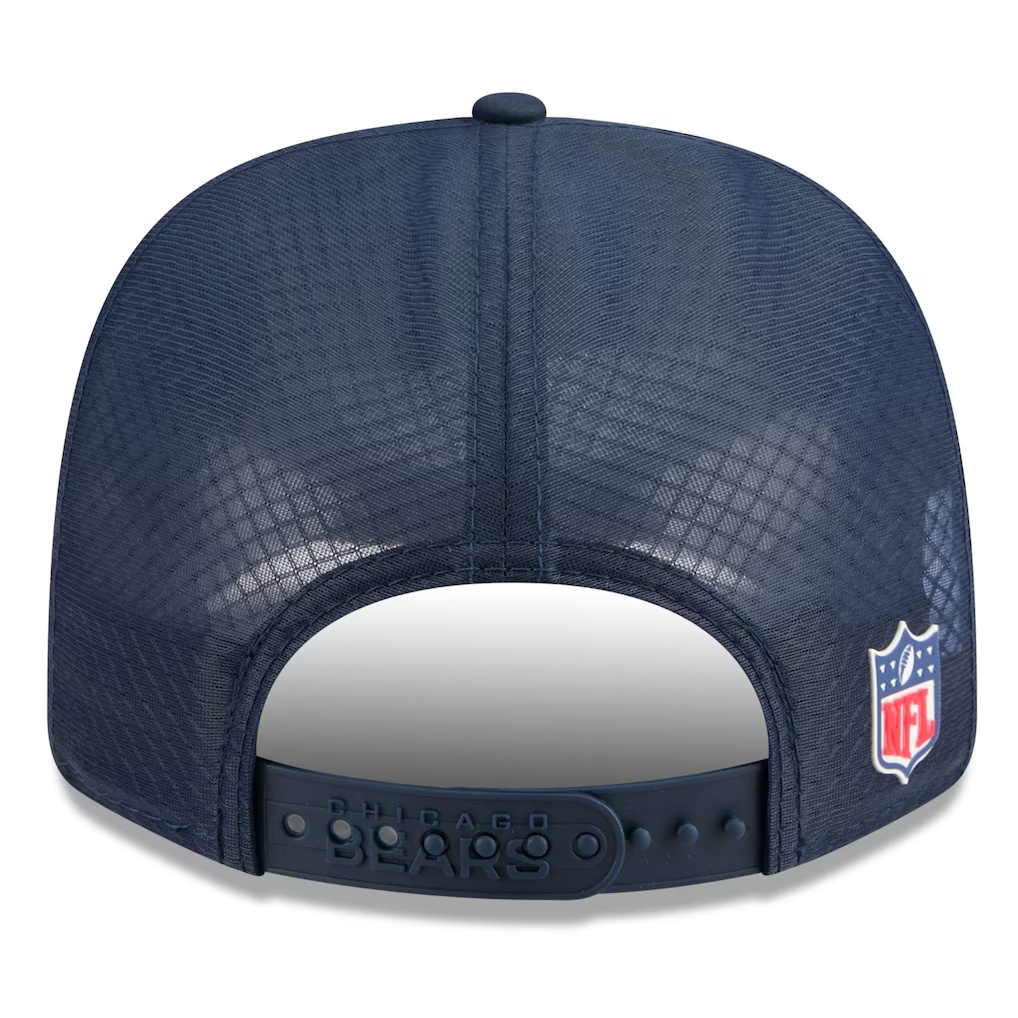 109-Chicago-Bears-New-Era-2025-Sideline-9SEVENTY-Trucker-Adjustable-Hat-Navy-4.jpg Chicago Bears New Era 2025 Sideline 9SEVENTY Trucker Adjustable Hat - Navy