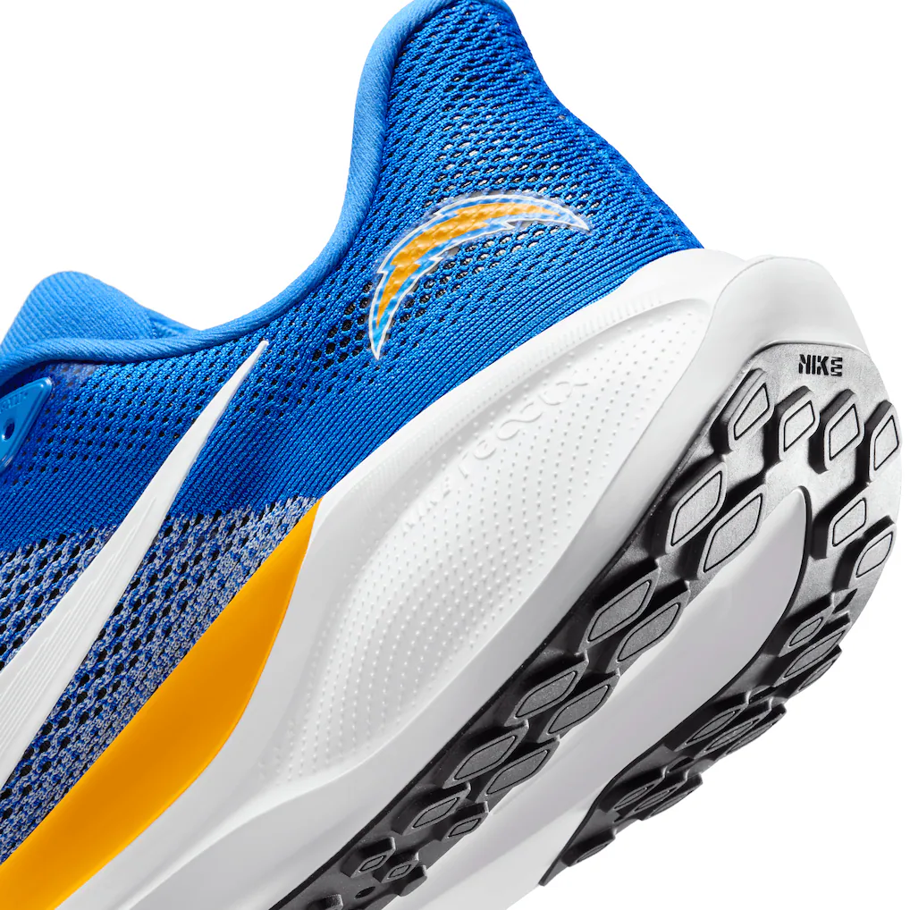 2323-Los-Angeles-Chargers-Nike-Unisex-Air-Zoom-Pegasus-41-Sneakers-Powder-Blue-8.webp Los Angeles Chargers Nike Unisex Air Zoom Pegasus 41 Sneakers - Powder Blue