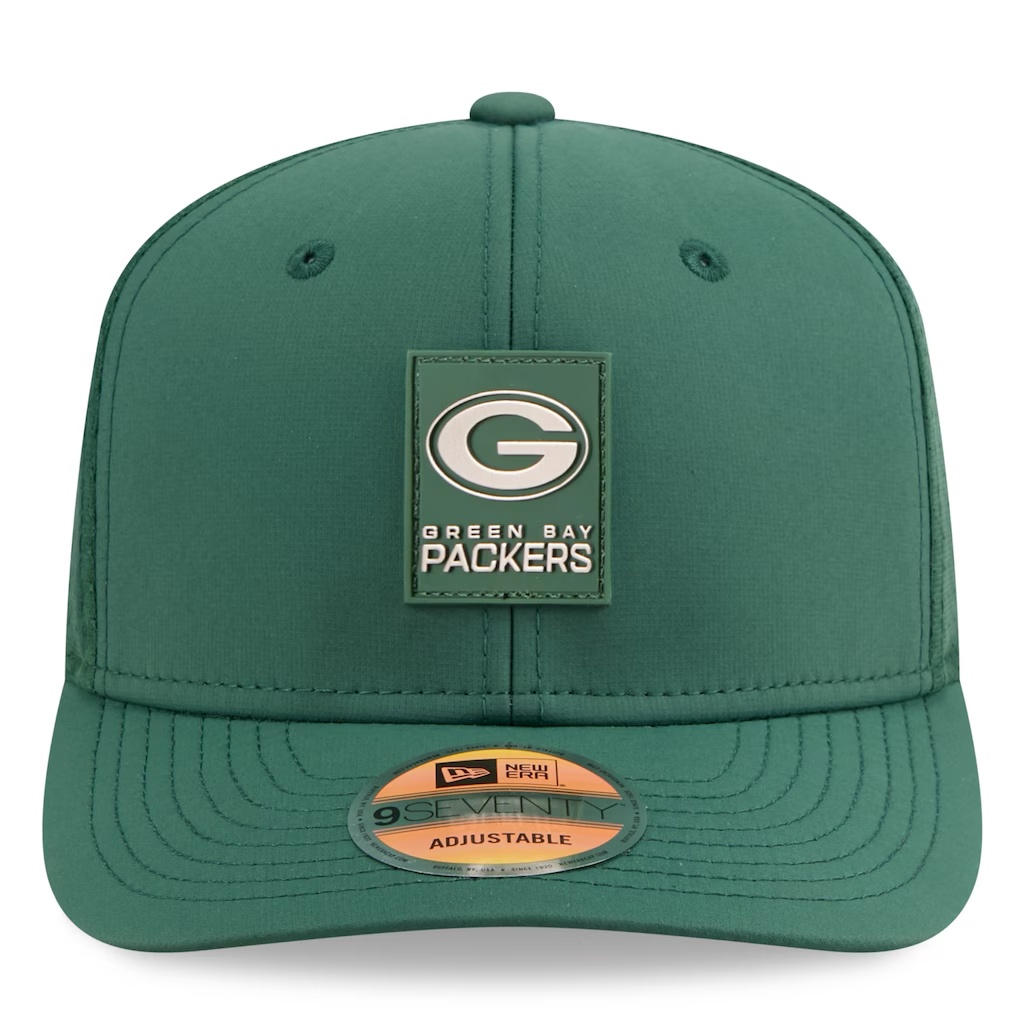 Green Bay Packers New Era 2025 Sideline 9SEVENTY Trucker Adjustable Hat - Green