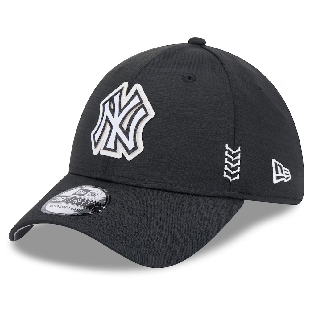 New York Yankees New Era 2024 Clubhouse 39THIRTY Flex Hat - Black