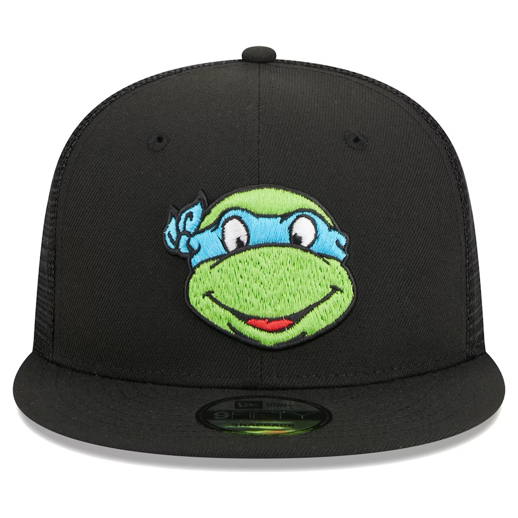 Teenage Mutant Ninja Turtles New Era Happy Leonardo Trucker 9FIFTY Snapback Hat - Black